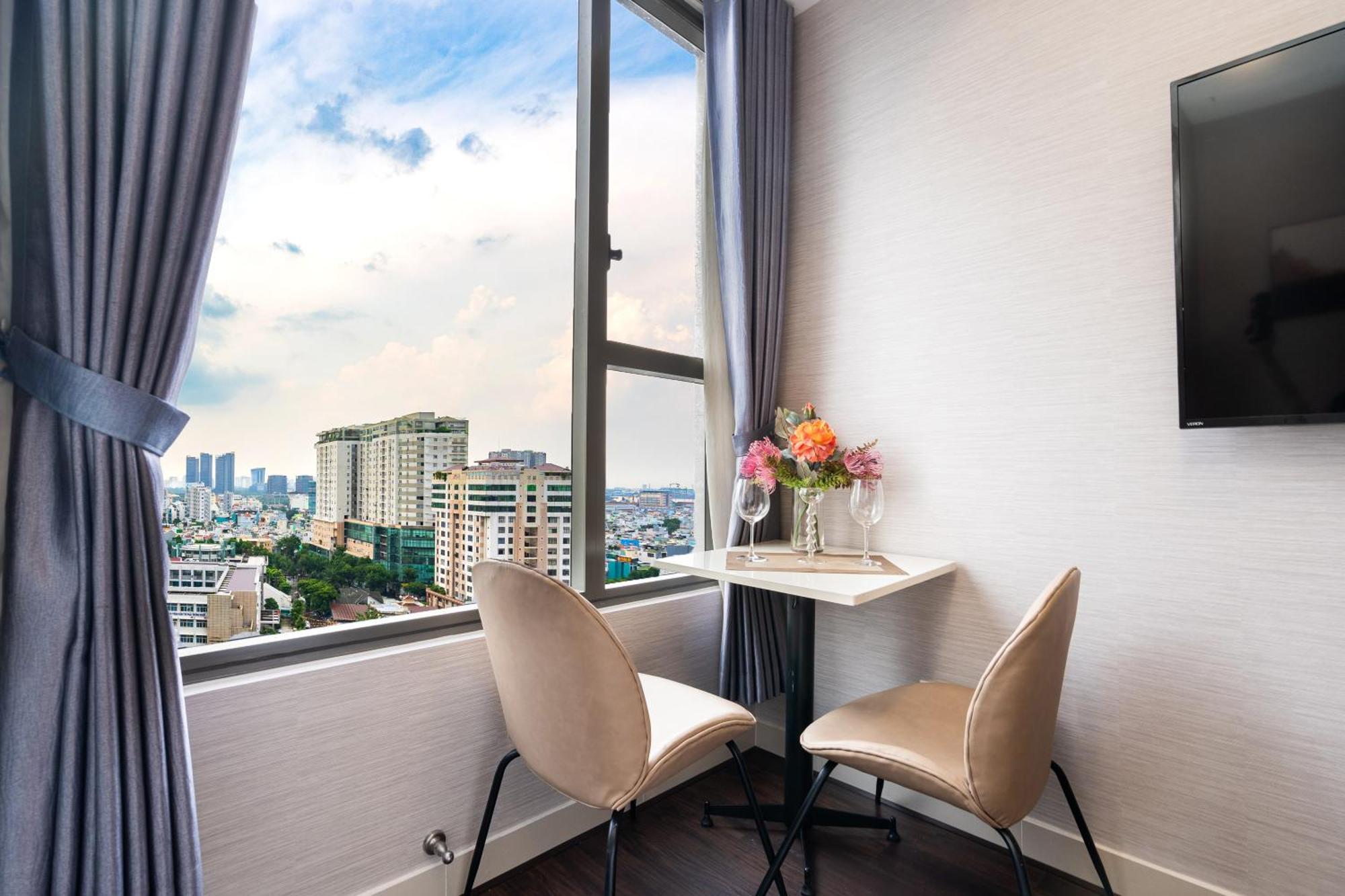 Rem Rivergate Garden Pool Signature - Free 4G Sim For 3 Nights Booking Ho Chi Minh-Byen Eksteriør billede